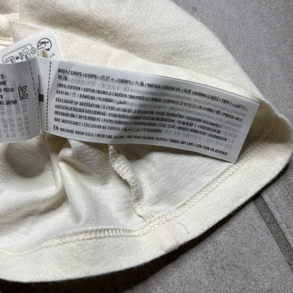 Hollister Cream Tank Top with Purple Graphic Crop - Picture 6 of 6